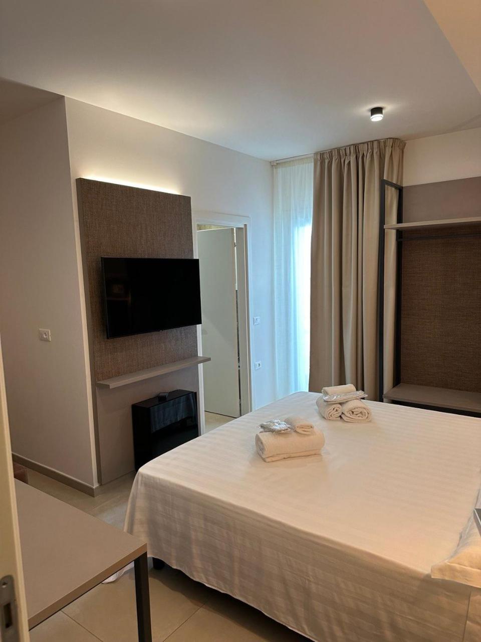 Amani Chic Rooms Olbia Exterior photo