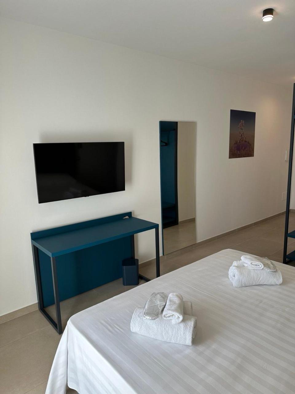 Amani Chic Rooms Olbia Exterior photo