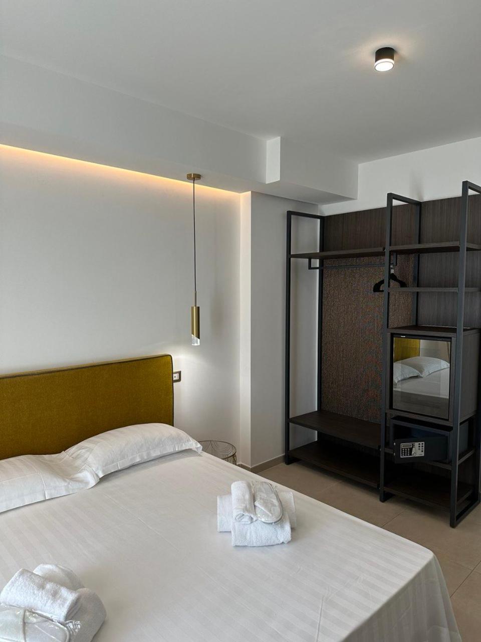 Amani Chic Rooms Olbia Exterior photo