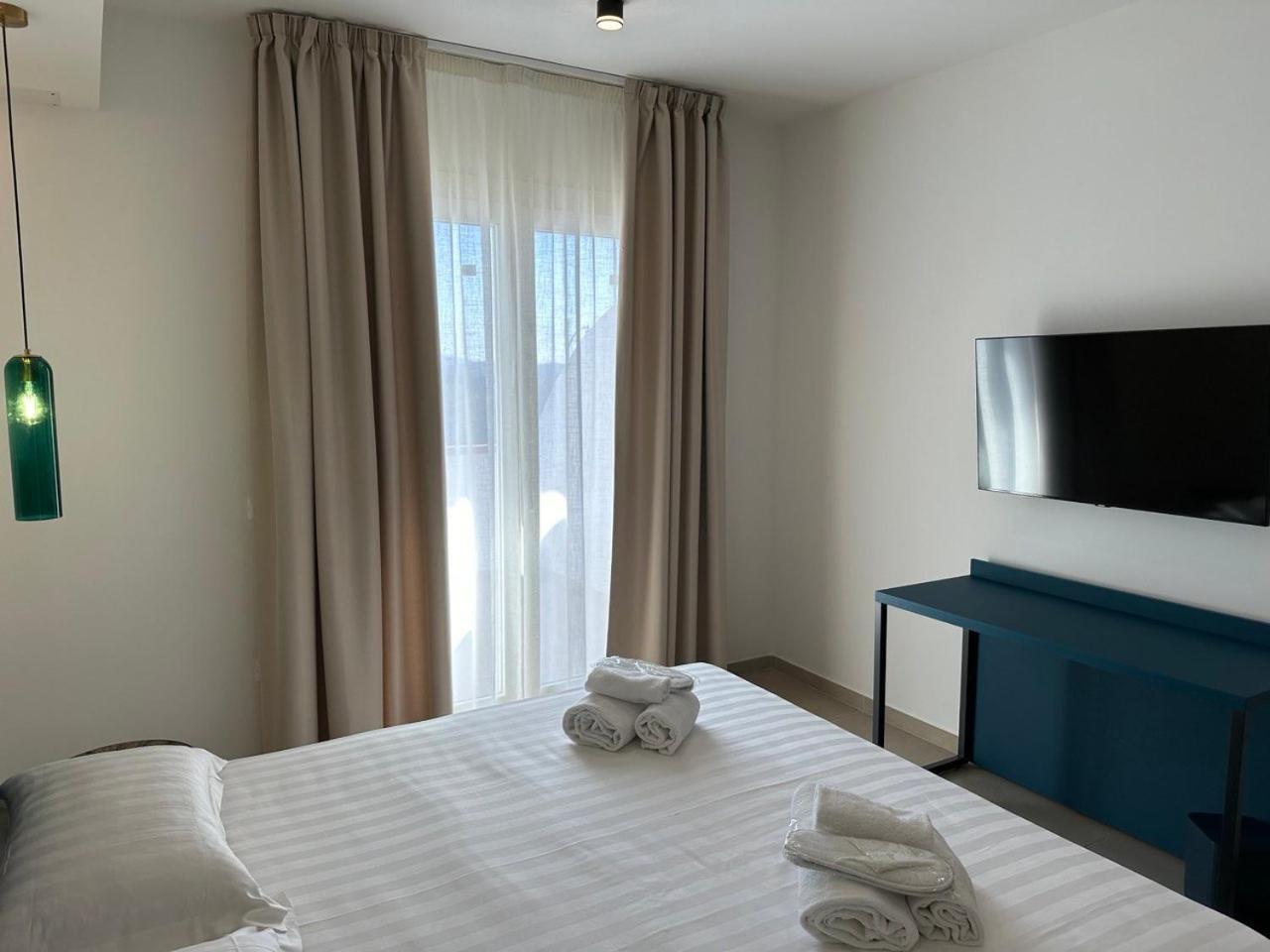 Amani Chic Rooms Olbia Exterior photo