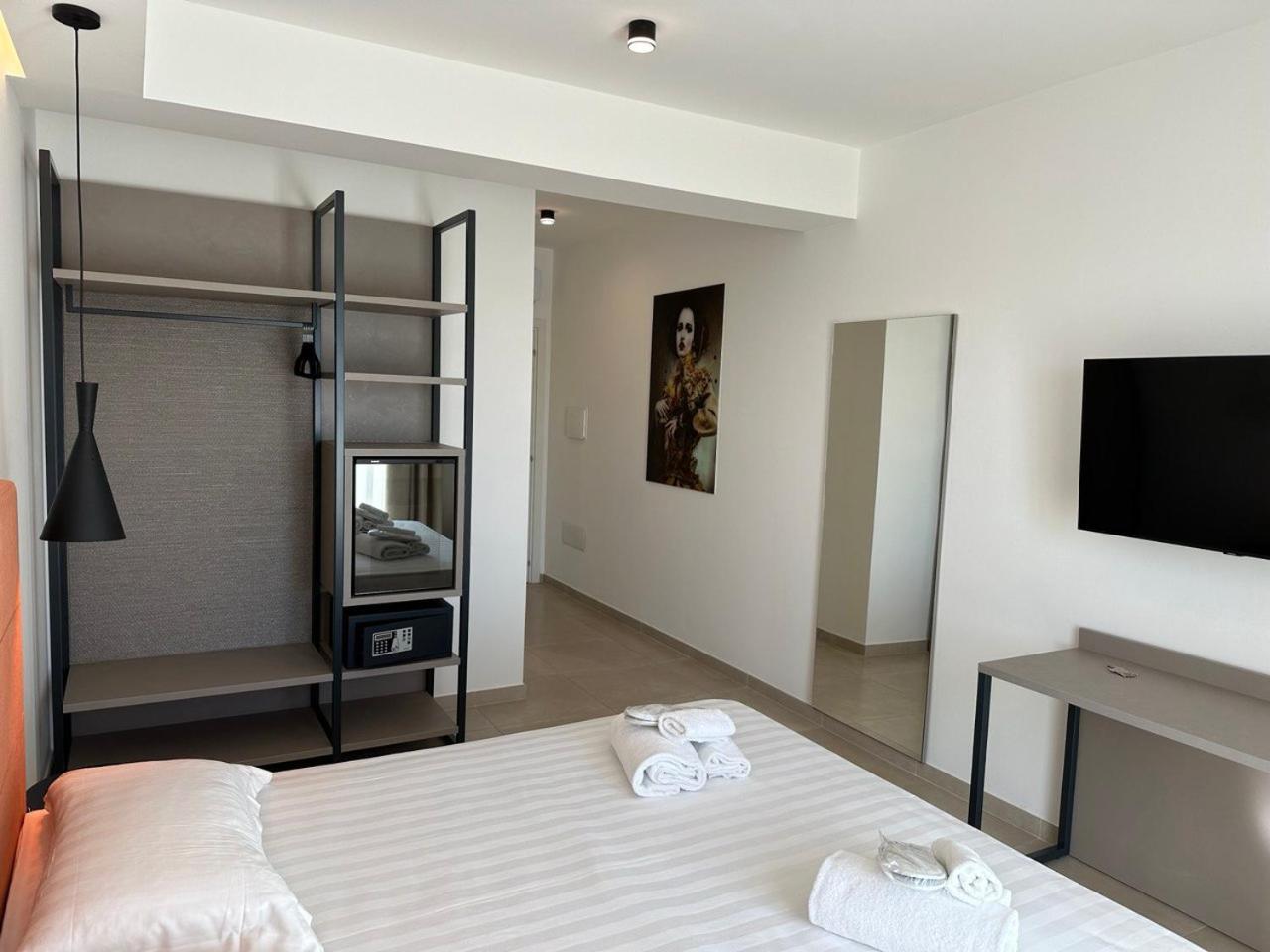 Amani Chic Rooms Olbia Exterior photo