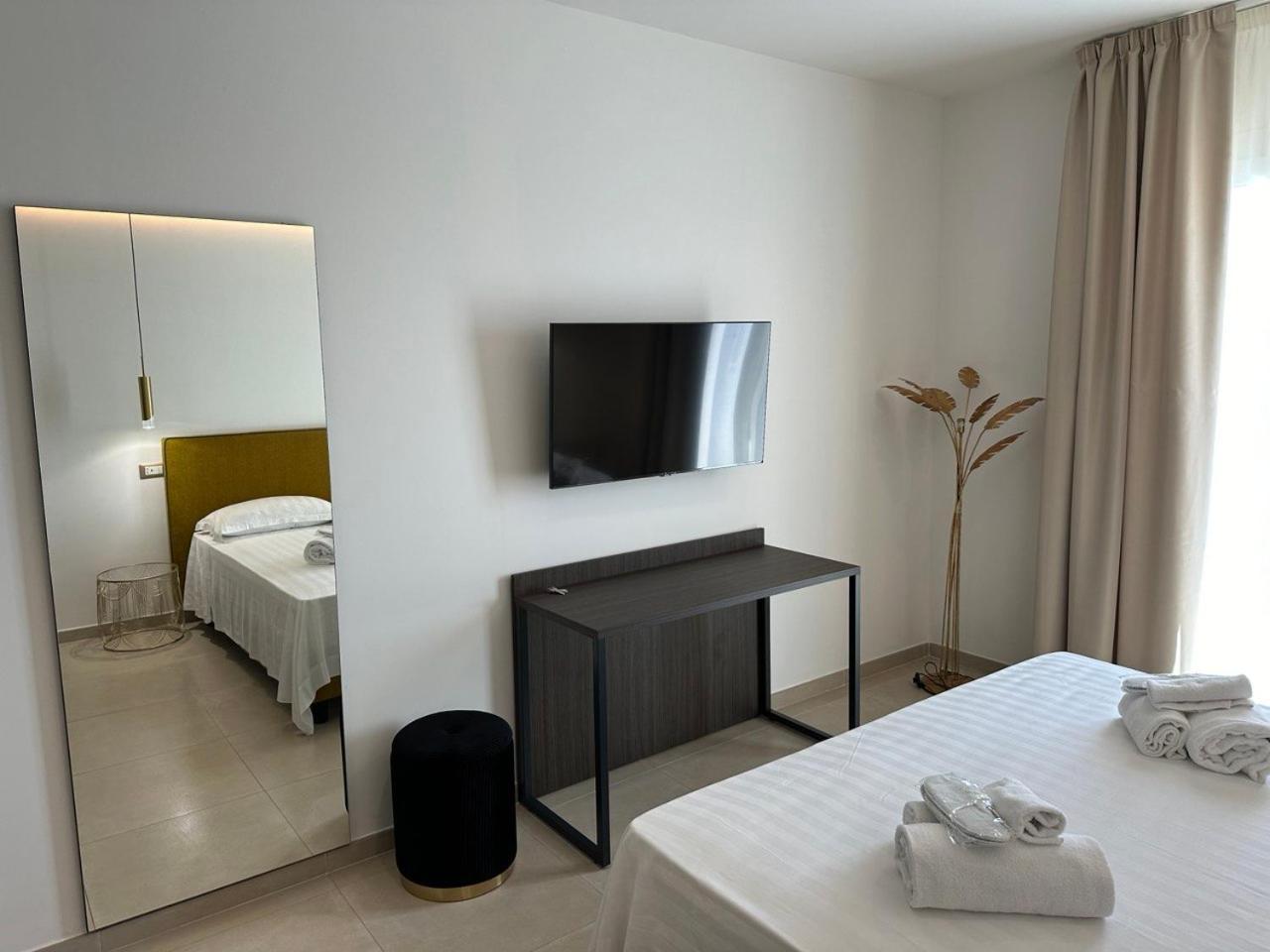 Amani Chic Rooms Olbia Exterior photo