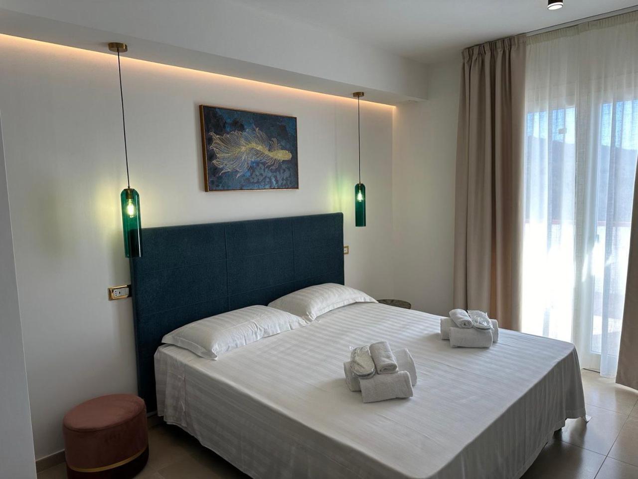Amani Chic Rooms Olbia Exterior photo